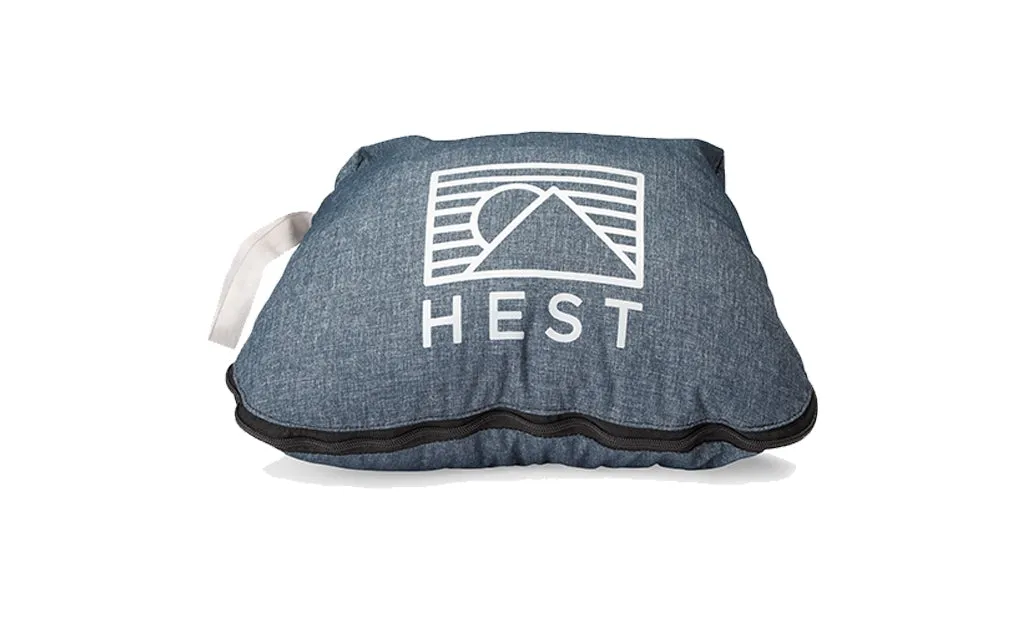 HEST CAMP PILLOW